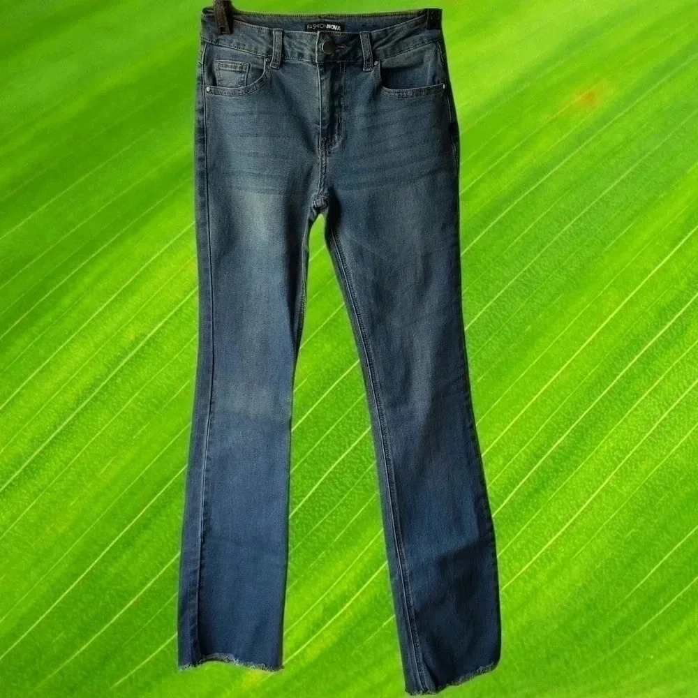 Fashion Nova women jeans blue size 3